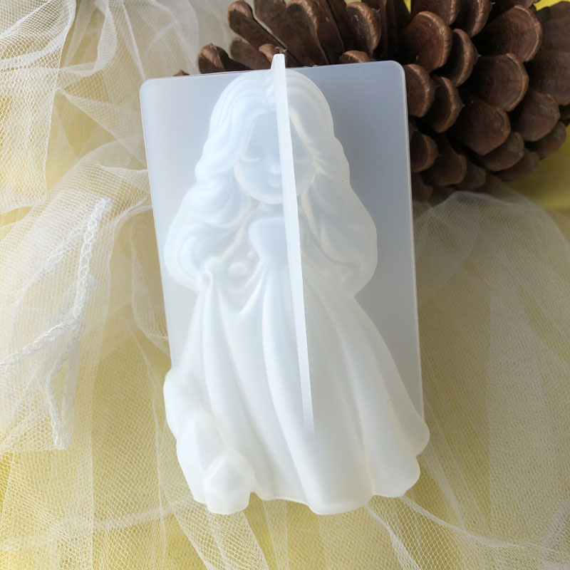 Soap Making For Beginners - 3D Cute Princess Silicone Candle Mould